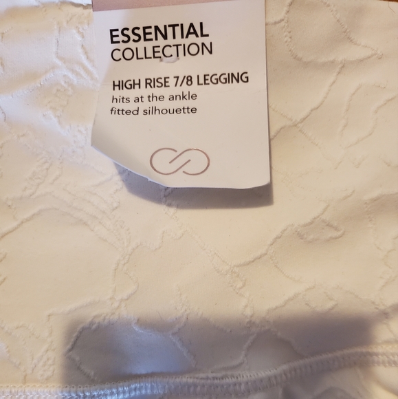 Cream Jaquard Leggin - Picture 2 of 4